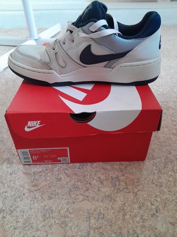 Paire de baskets Nike- Pointure 42