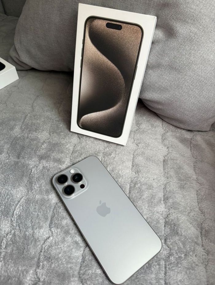 Iphone 15 pro max - photo numéro 2