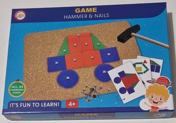 Jeu de marteau et clous