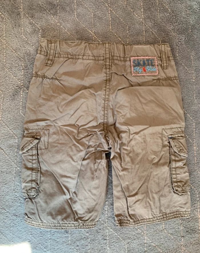 Short beige garçon taille 3 ans - photo numéro 3