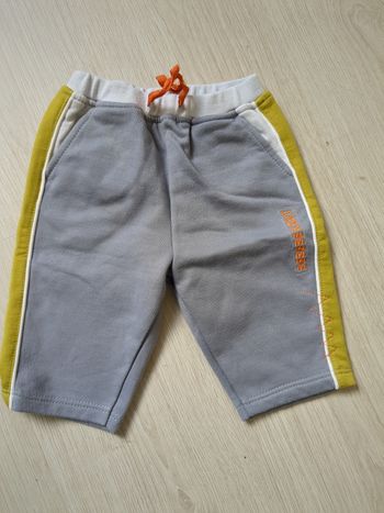 Pantalon jogging gris 3 mois