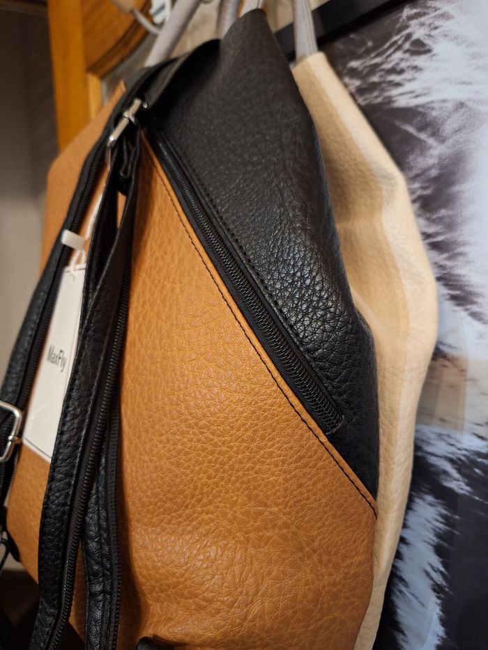 Joli sac a dos tri color et main maxfly neuf - photo numéro 6