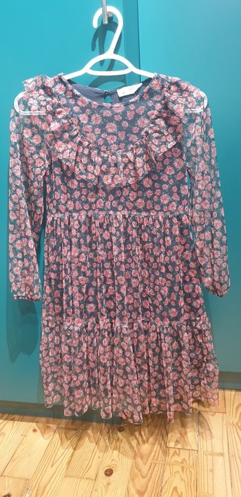 Robe enfant a fleurs rouges