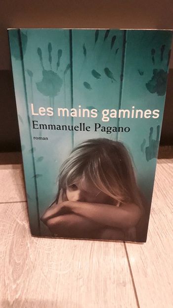 Livre les mains gamines