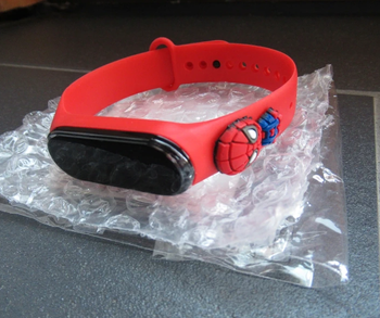 Montre Spiderman rouge Marvel Avengers neuve