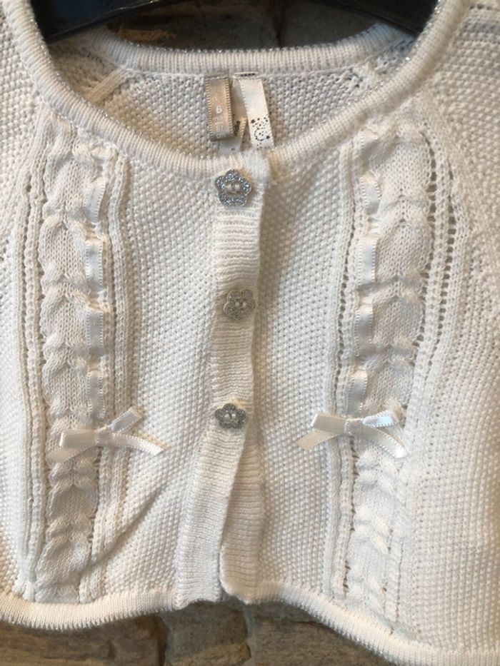 Très joli gilet blanc Orchestra 6 mois - photo numéro 2