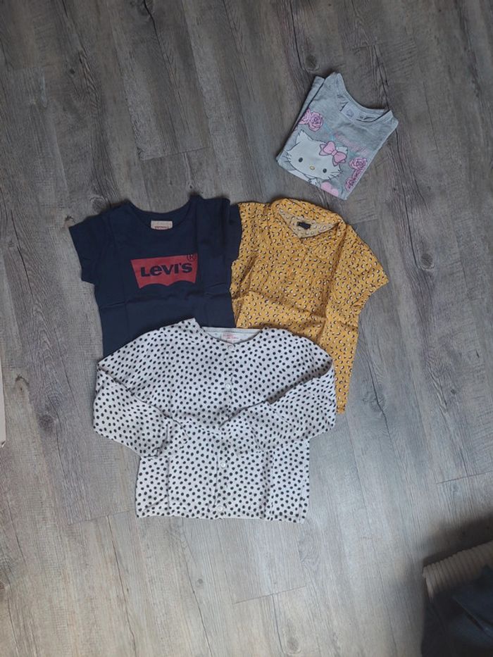 Lot vêtements fille Kiabi/Levi's/ Tao 6 ans