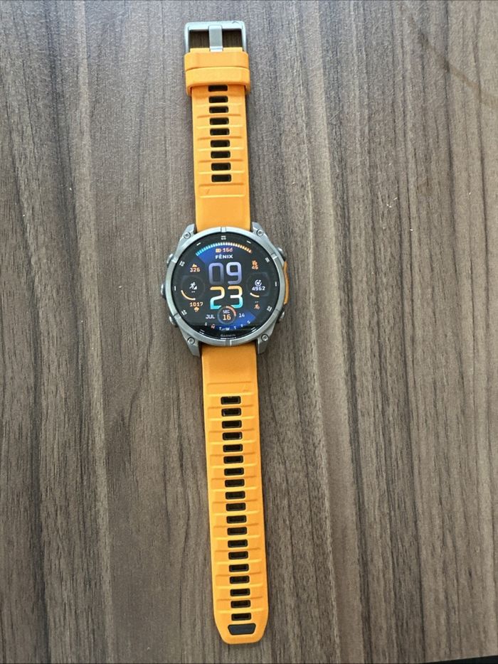 Garmin fenix 8 47 mm AMOLED Sapphire Titanium Smartwatch Spark Orange Graphite - photo numéro 3