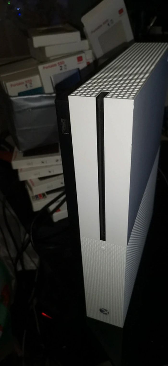 Xbox one s 500go fonctionnel - photo numéro 8