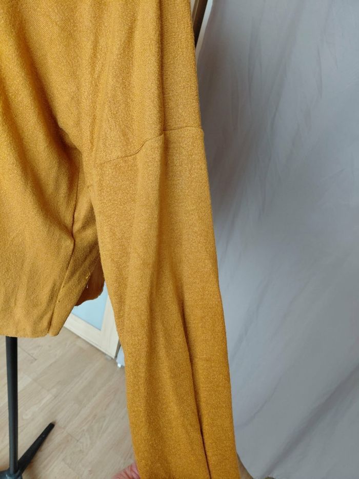 Très beau pull femme T U lisez bien l'annonce surtout - photo numéro 6