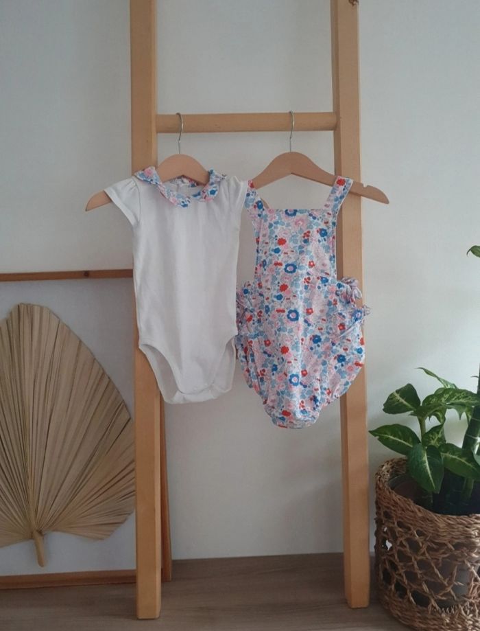 Ensemble barboteuse/body jacadi/liberty exclusif taille 12 mois.
