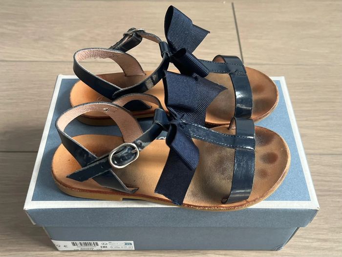 Sandales nu-pieds en cuir avec fermeture à bride Jacadi P-29 - photo numéro 2