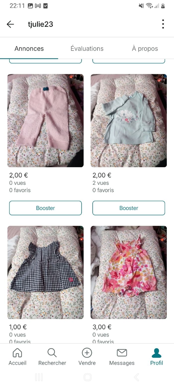 Lots vetement bebe 1 mois à 3 mois  chaussette crème de change et plein d'autre choses - photo numéro 4
