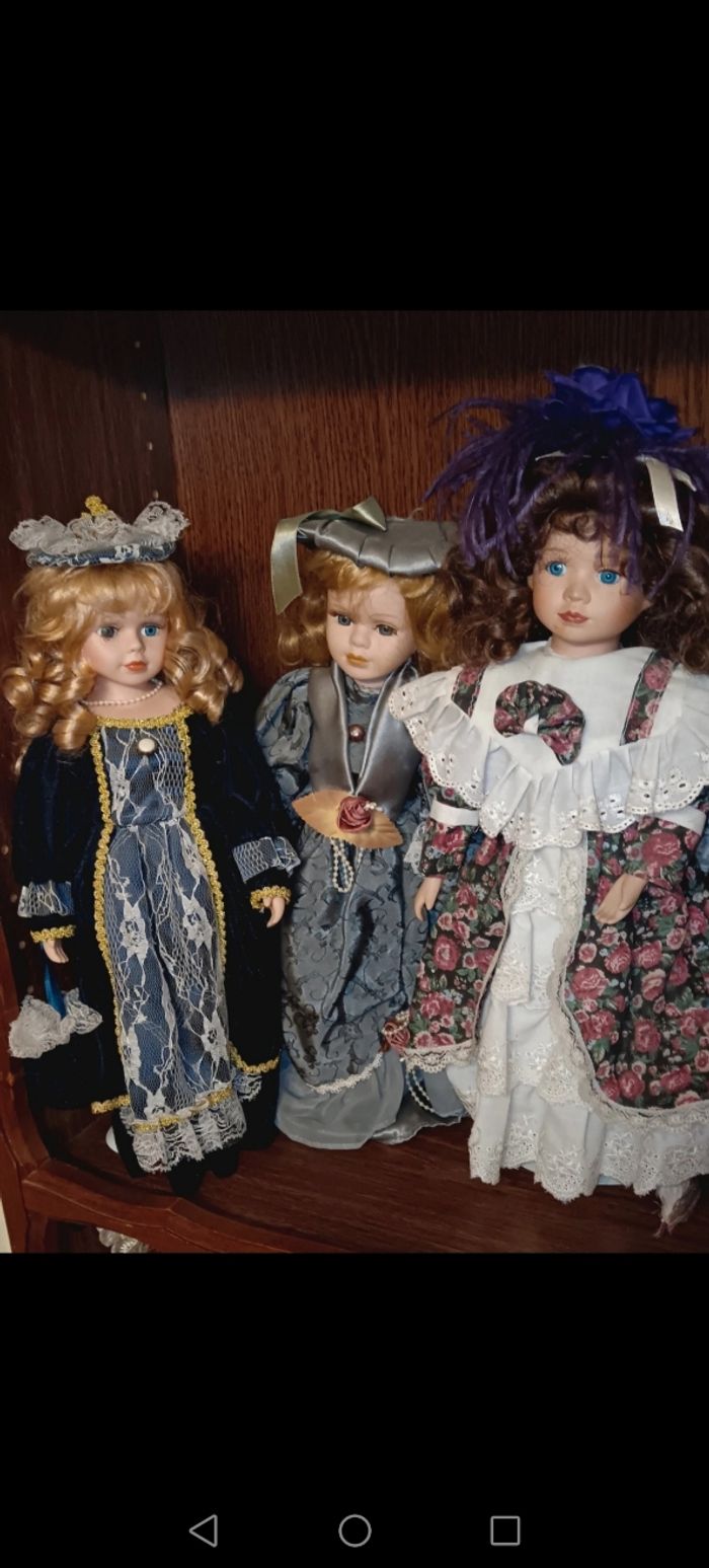 Poupée en porcelaine - photo numéro 4