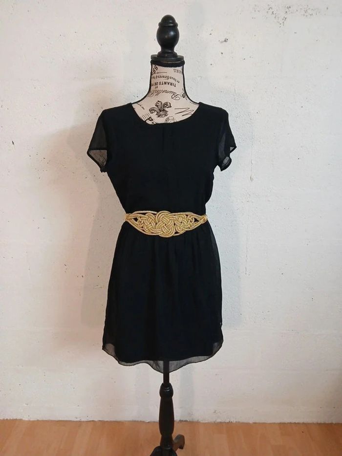 🖤 Petite robe noire fluide – Taille M – Bon état - photo numéro 5