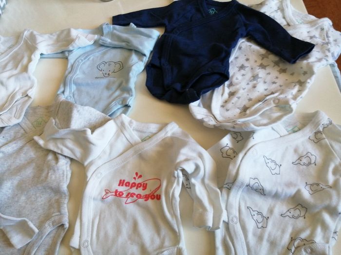 10 Bodies bébé 0 mois