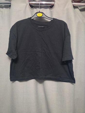 Tee-shirt court