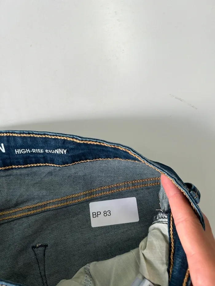 Jean Levi's Denizen Femme Bleu Marine W33 L30 | High Rise Skinny | Taille FR44 | Très Bon État BP83 - photo numéro 4