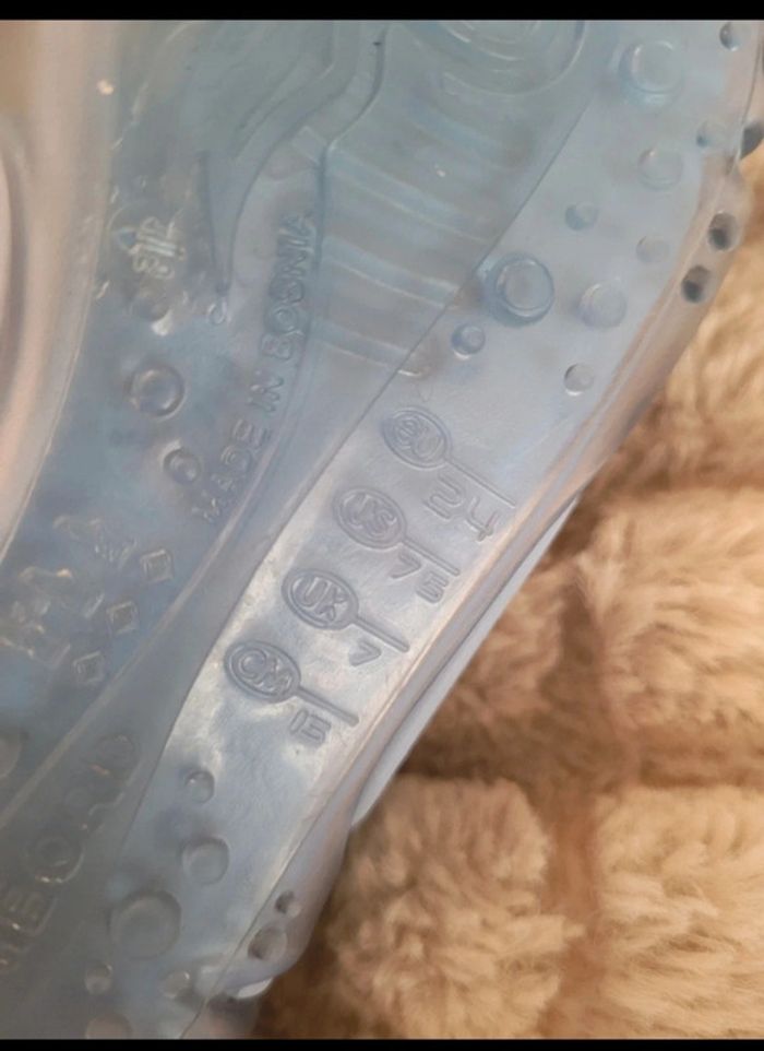 Chaussures aquatiques tbe - photo numéro 7