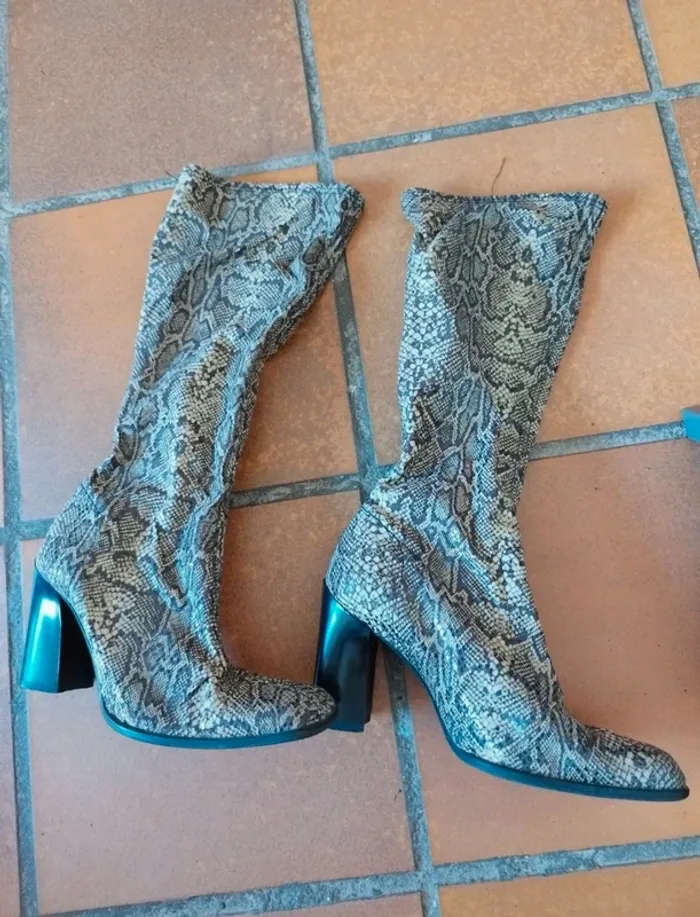 🔴Chaussures taille 36 - photo numéro 2