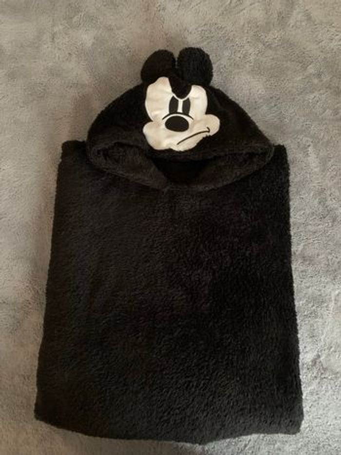 Poncho Mickey