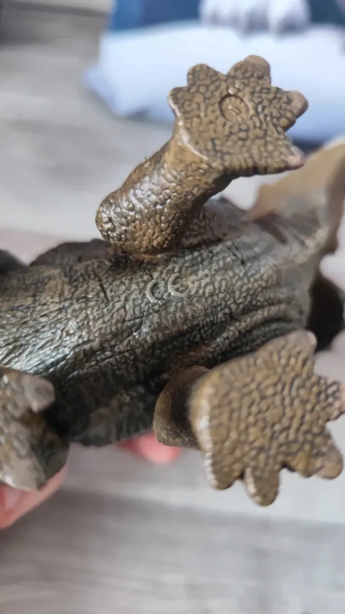 Triceratops Papo - photo numéro 4