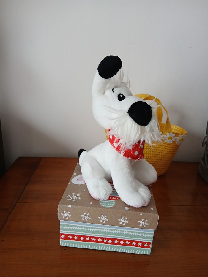 Doudou-Peluche Chien Idéfix avec bandana *17 cm - photo numéro 2