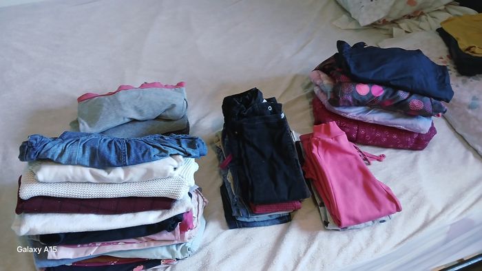 Lots vêtement fille 2 à 4 ans - photo numéro 2