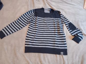 Pull Taille 8 ans