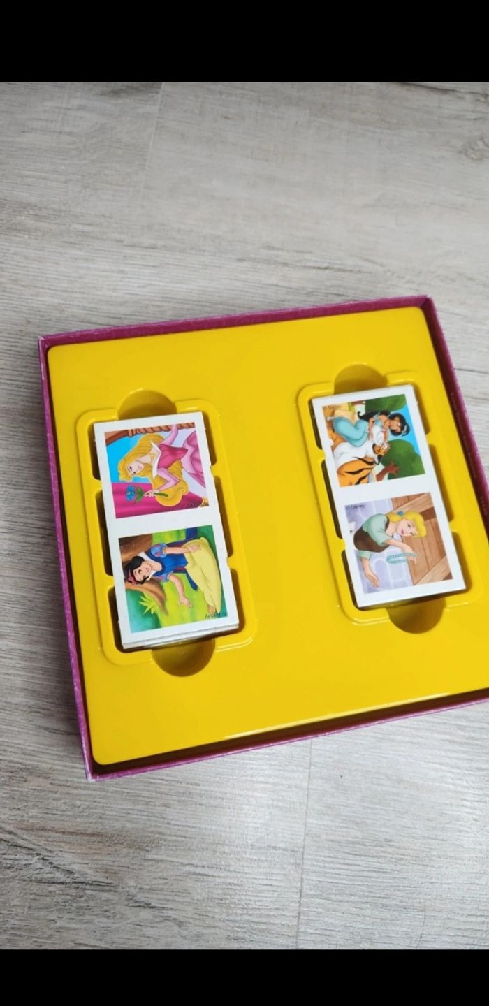 Dominos - photo numéro 3