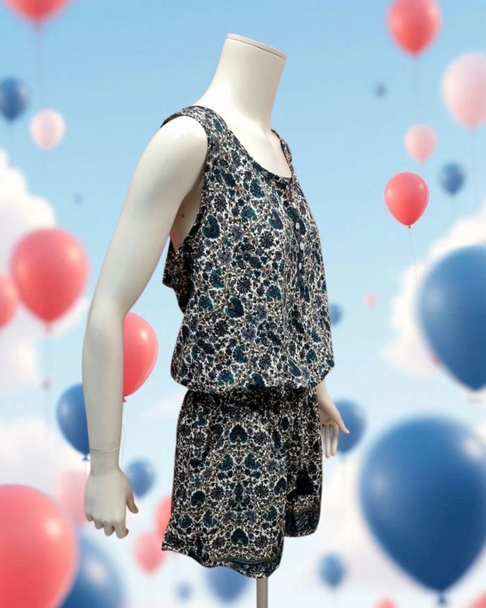 Combishort femme * Aller simplement * Taille L/XL - photo numéro 3