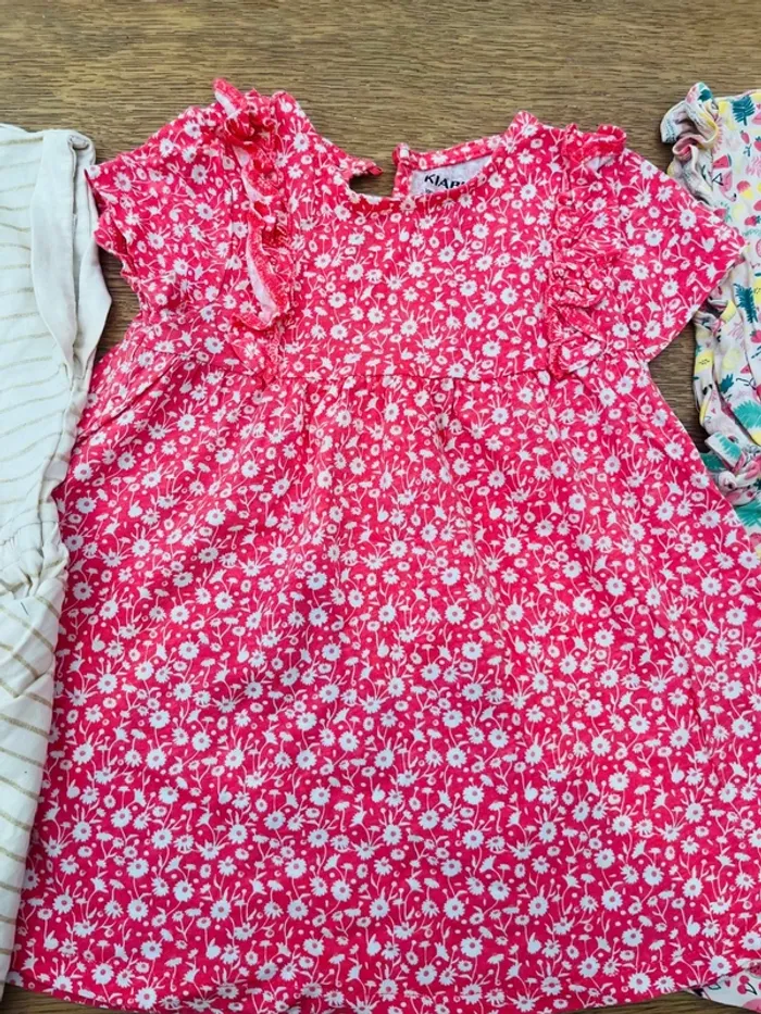 Lot robes 18-23 mois été - photo numéro 3