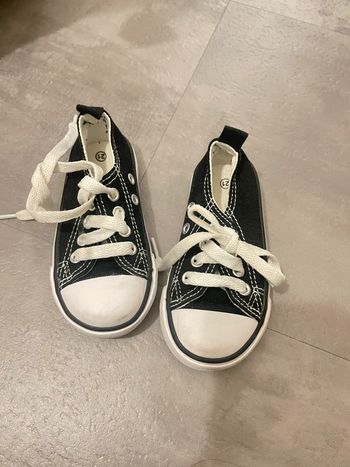 Chaussure garçon taille 21