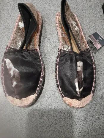 espadrille pointure 37 neuve