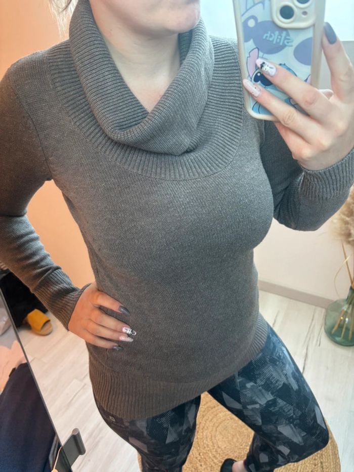 Pull marron