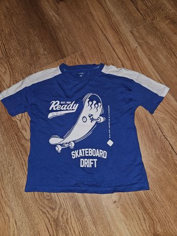 Tee-shirt skate