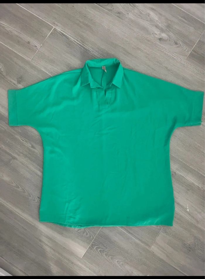 Blouse MC verte taille L