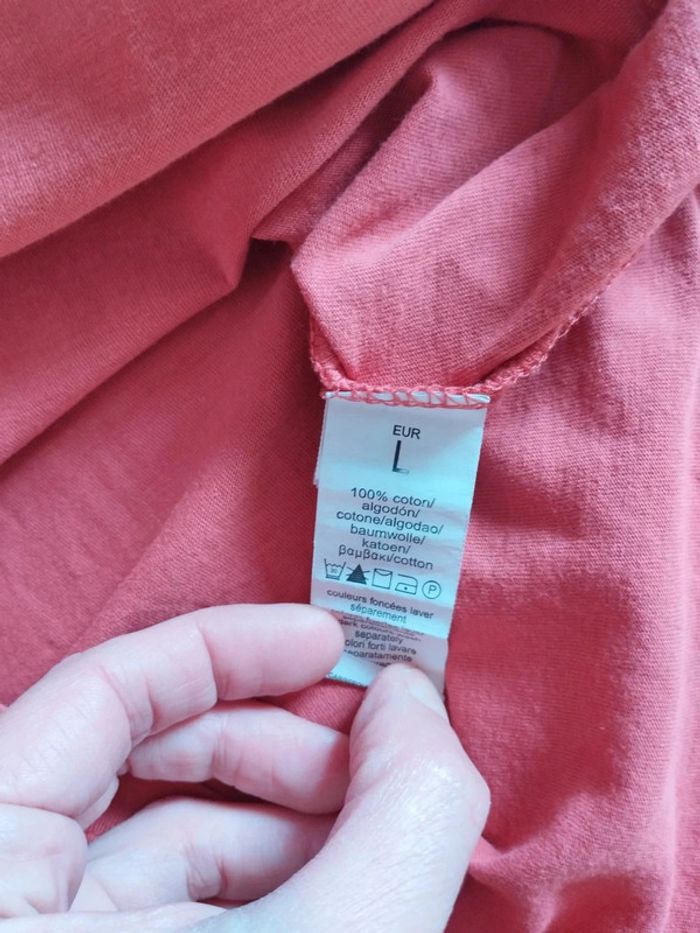 🌸 Polo Rose Saumon à Col V – Taille L – 100% Coton – Très Bon État - photo numéro 7