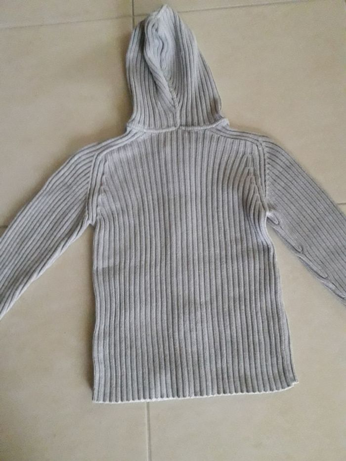 Gilet avec capuche - 9/10 ans - photo numéro 2