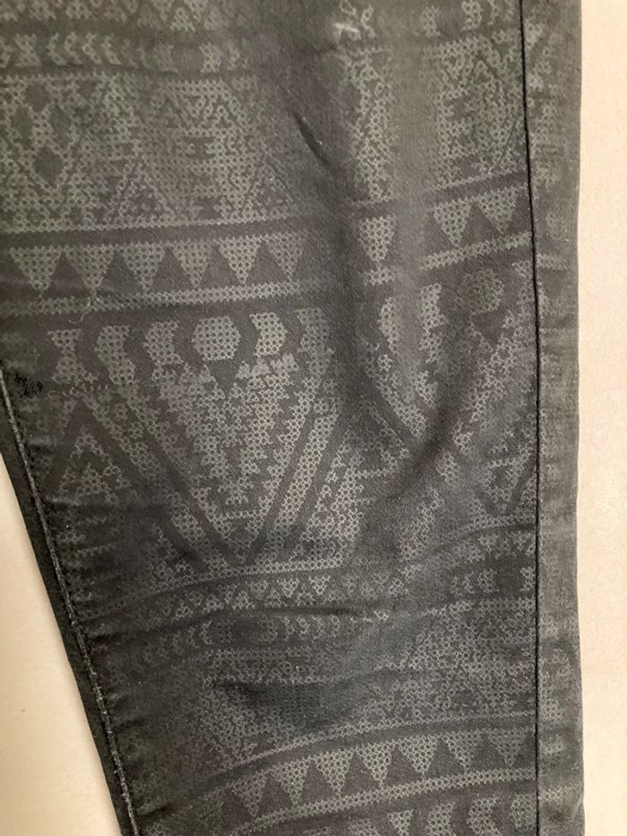 Jean à motif 42 - photo numéro 3