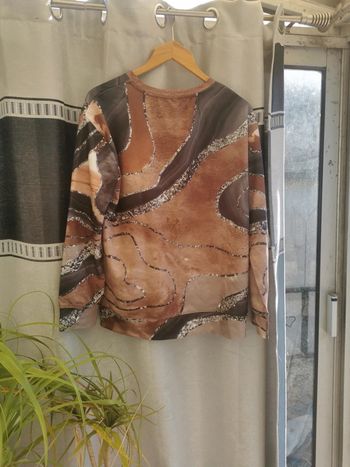 Haut pour demie saison en 2 Xl jamais porté