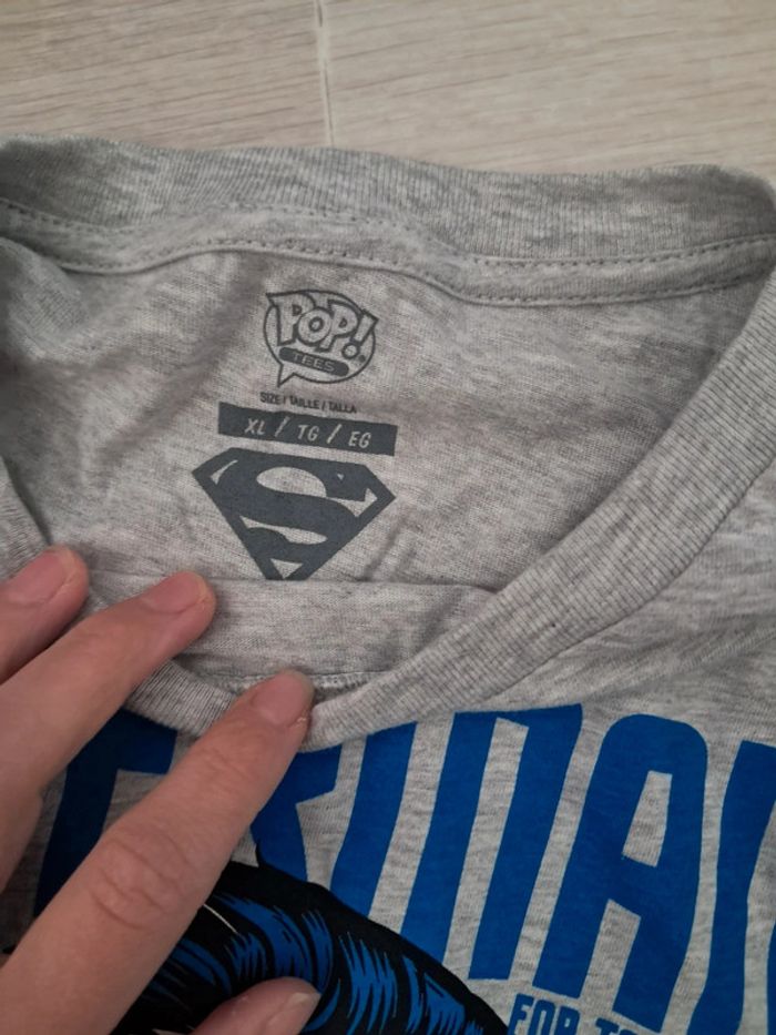 T shirt superman - photo numéro 2
