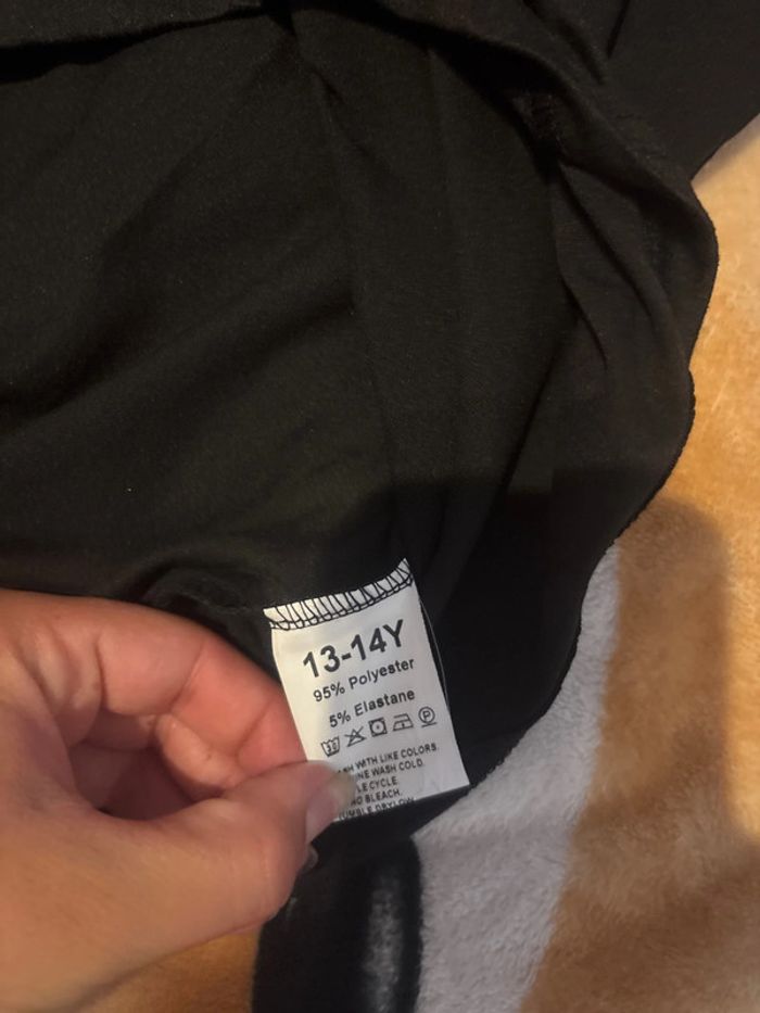 Short + maillot - photo numéro 3