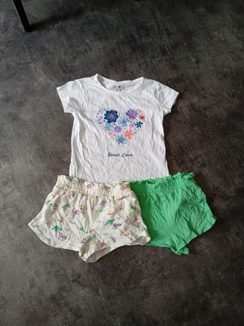 Lot vêtements été 5 ans