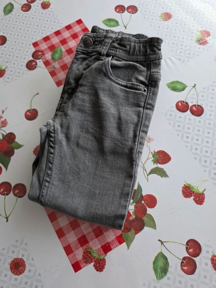 JEANS GARÇON 👦 SLIM ELASTHANNE KIABI TAILLE 4ANS  COULEUR GRIS - photo numéro 5