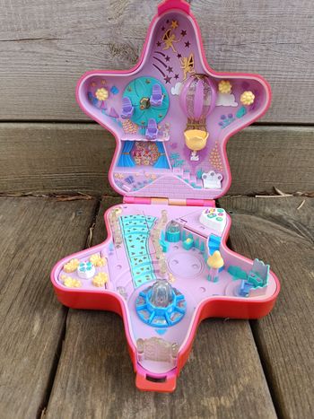 Polly Pocket vintage étoile
Fées
Fairylight Wonderland