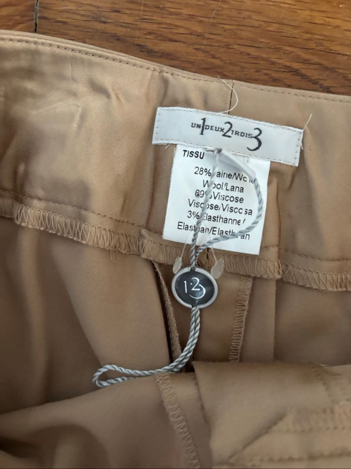 Pantalon beige doré effet satiné marque 1,2,3 - photo numéro 3