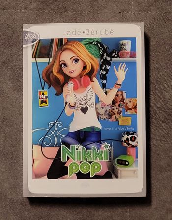 Nikki Pop - Tome 1 Le rêve d'Emily (01) Jade Bérube