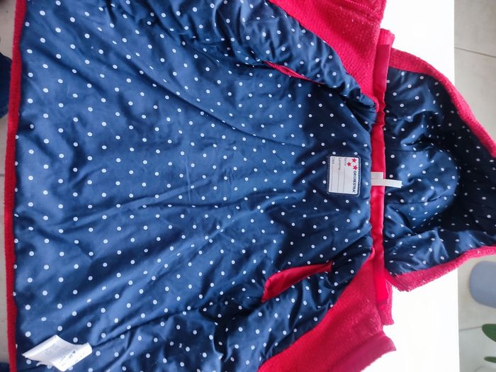 Manteau rouge d'hiver - photo numéro 3