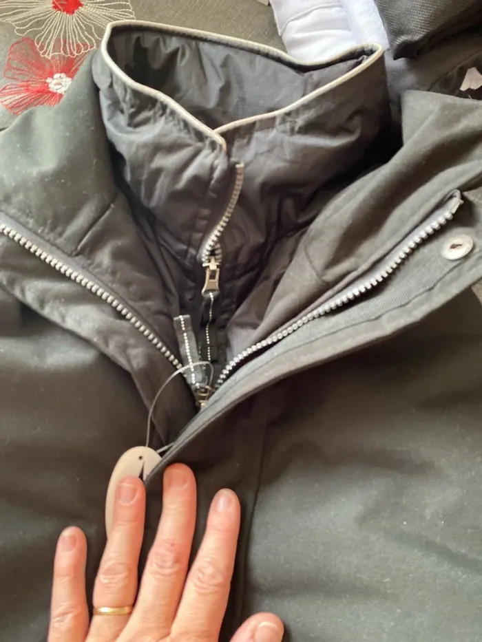Parka NEUVE doublée avec double fermeture Penduick noir L - photo numéro 14